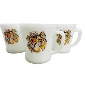 Vintage Fire King Milk Glass Mugs, Anchor Hocking Happy Tiger 4" - Set of 3